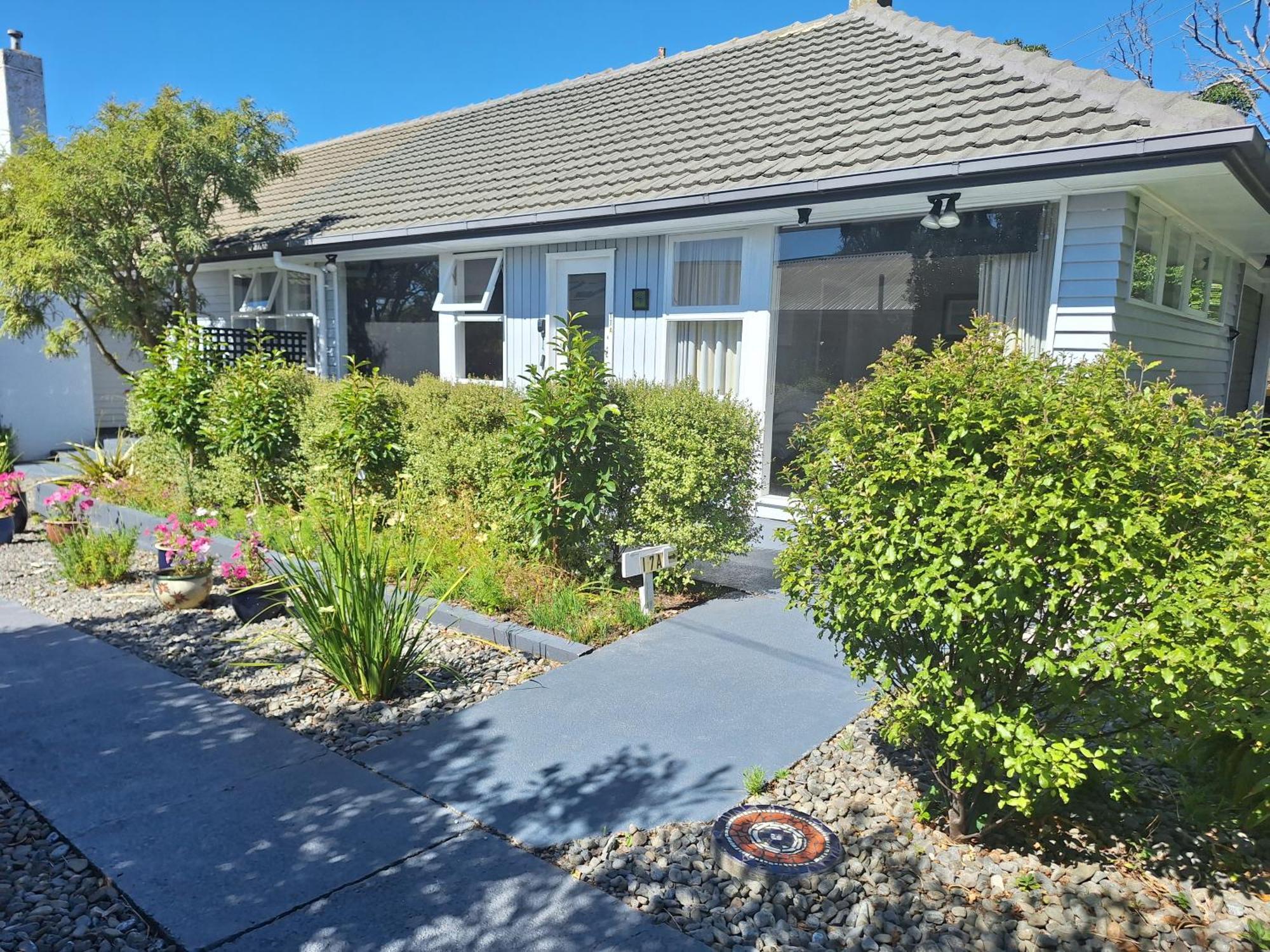 Peaceful Pukerua Bay Apartment Bagian luar foto